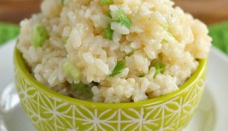 Cheddar Chive Rice - After you try this quick and easy side dish, you'll never go back to packaged rice mixes! - wearychef.com