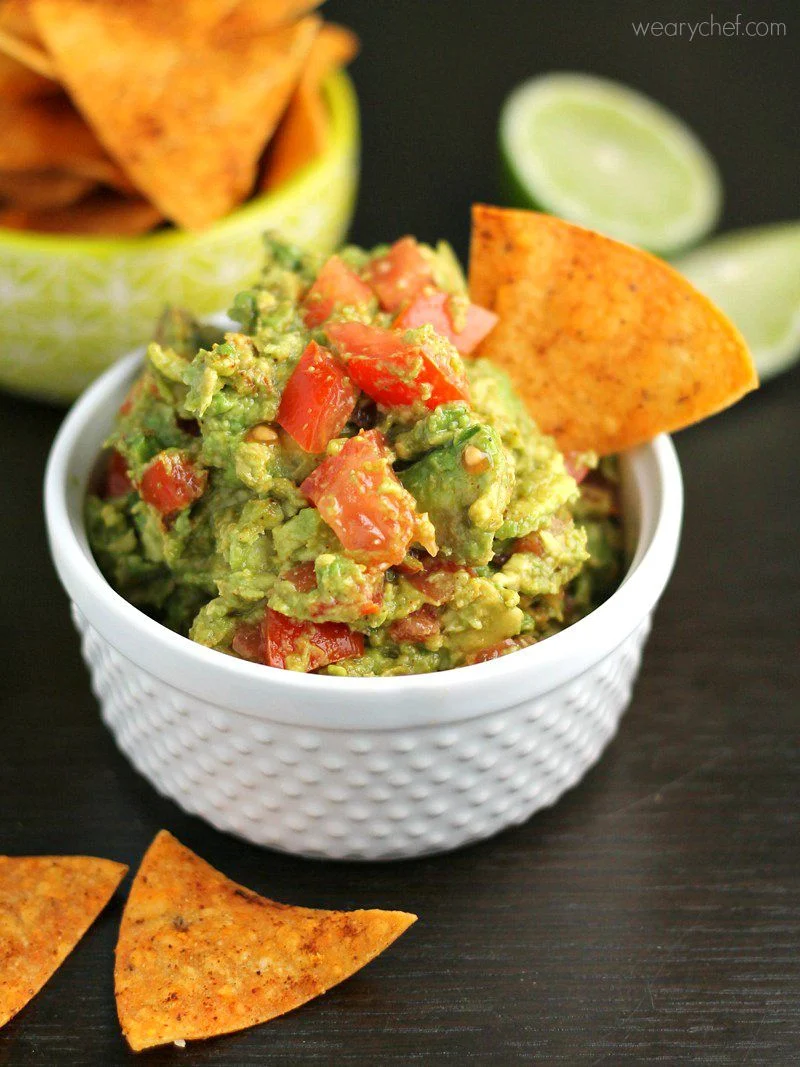 Chunky Guacamole with Tomato and Cilantro - Peas and Crayons