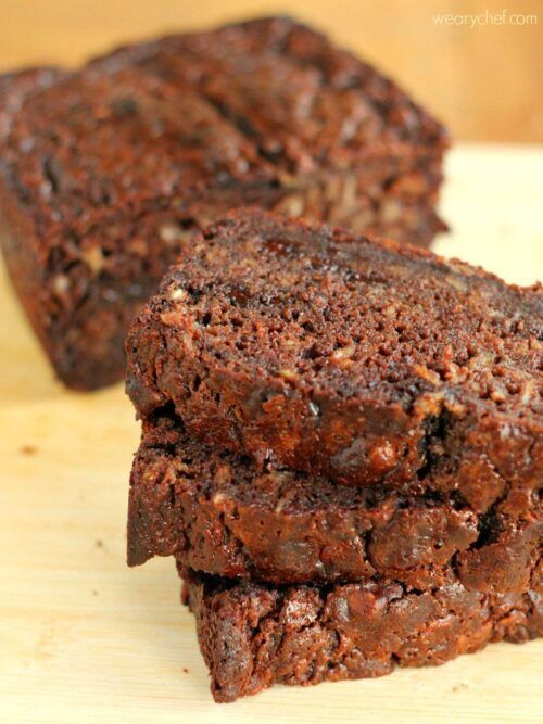 Oatmeal Chocolate Banana Bread - Great for breakfast, snack, or dessert! - wearychef.com