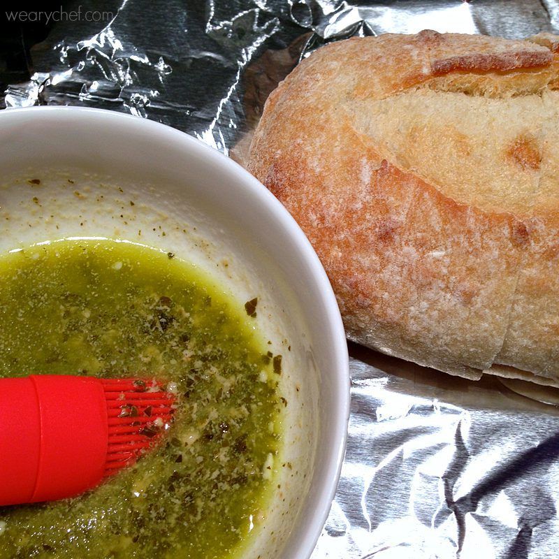Irresistible Cheesy Pesto Bread #pesto #garlicbread
