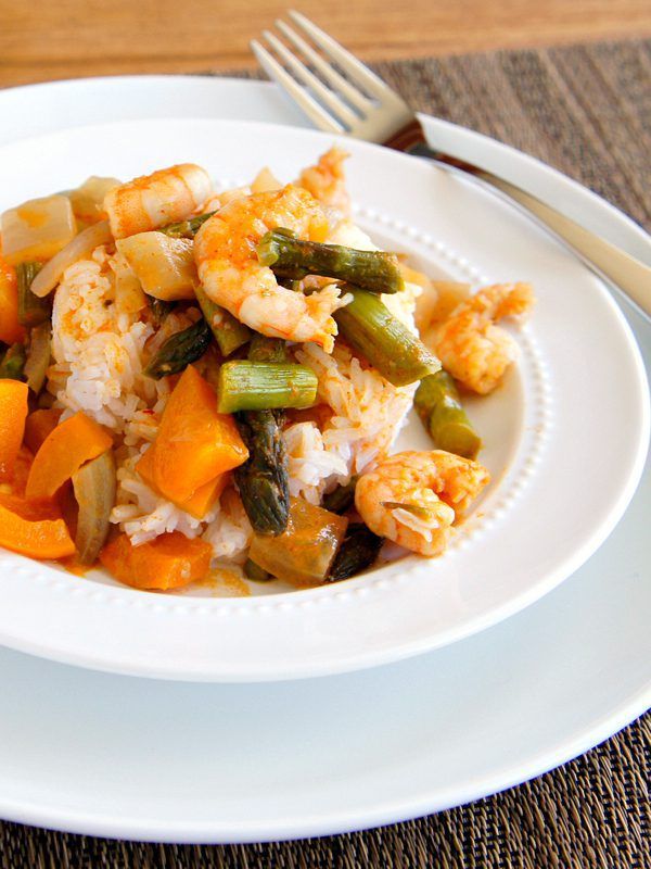 Red Thai Curry Recipe with Shrimp and Asparagus - The Weary Chef