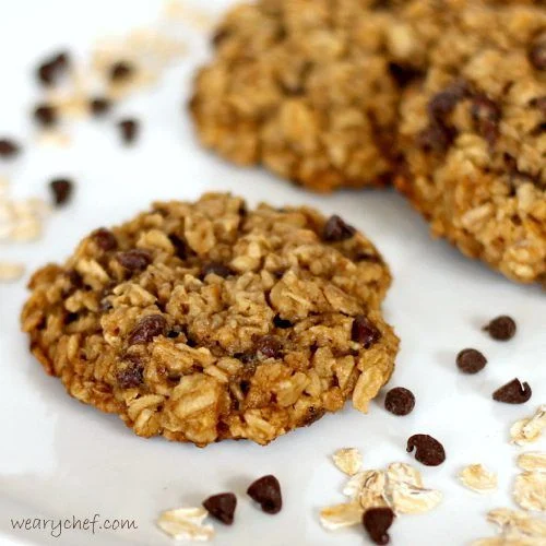 Flourless Cookies with Oatmeal and Chocolate Chips (Eggless Too!) | The Weary Chef #glutenfree