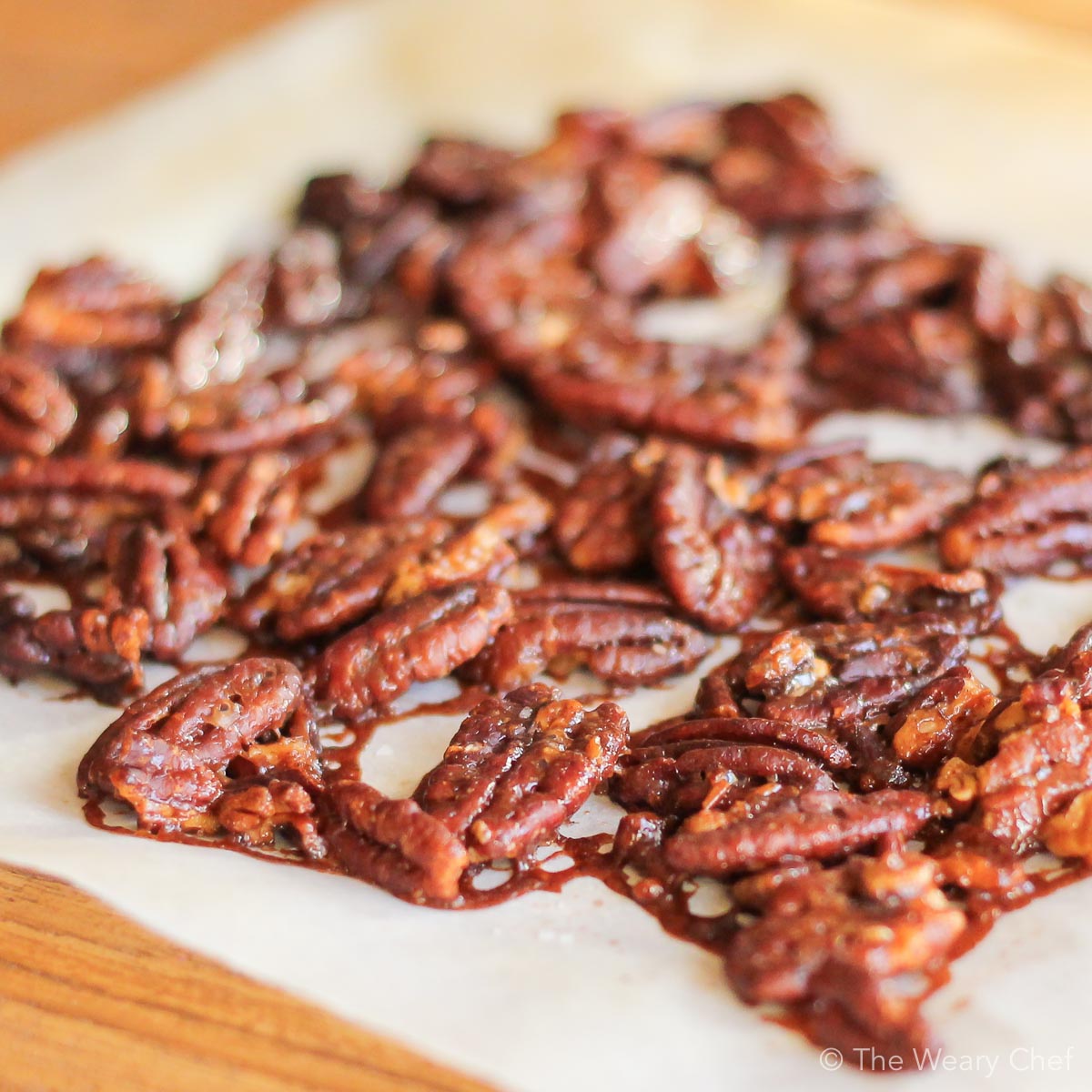 Easy Cinnamon Glazed Pecans - The Weary Chef