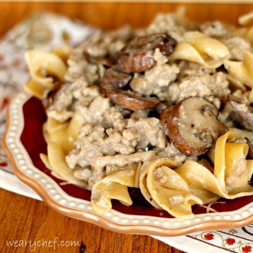 Healthy Hamburger Stroganoff - This #30minutemeal will please your whole family! via wearychef.com