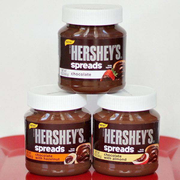 New Hershey's Chocolate Spreads #SpreadPossibilities #HersheysHeroes