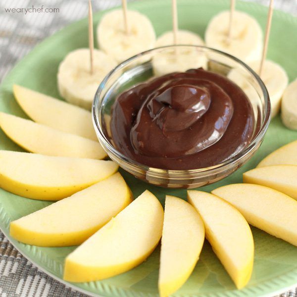 Easy Chocolate Dip #SpreadPossibilities #HersheysHeroes