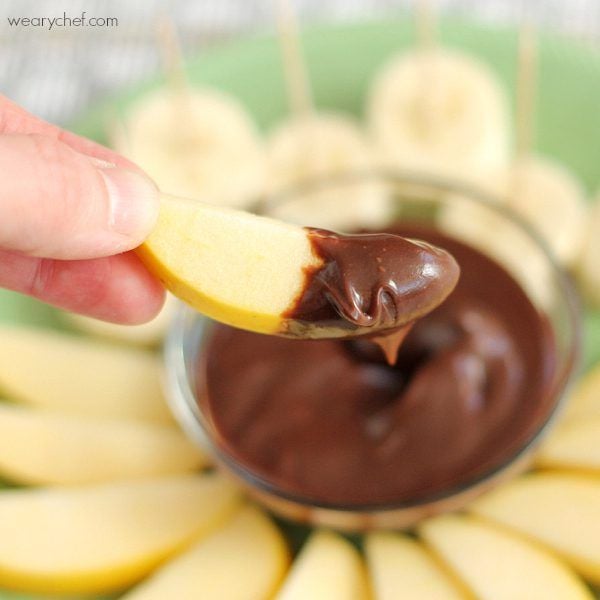 Easy Chocolate Dip #SpreadPossibilities #HersheysHeroes