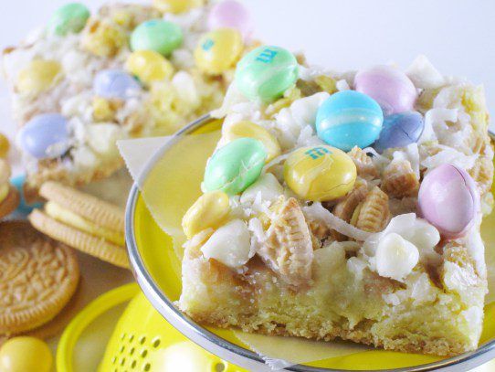 Lemon Coconut Magic Bars | Shake Bake and Party