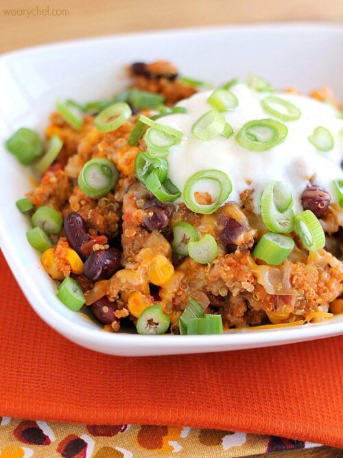 BBQ Chicken Quinoa Skillet Dinner - Love Bakes Good Cakes