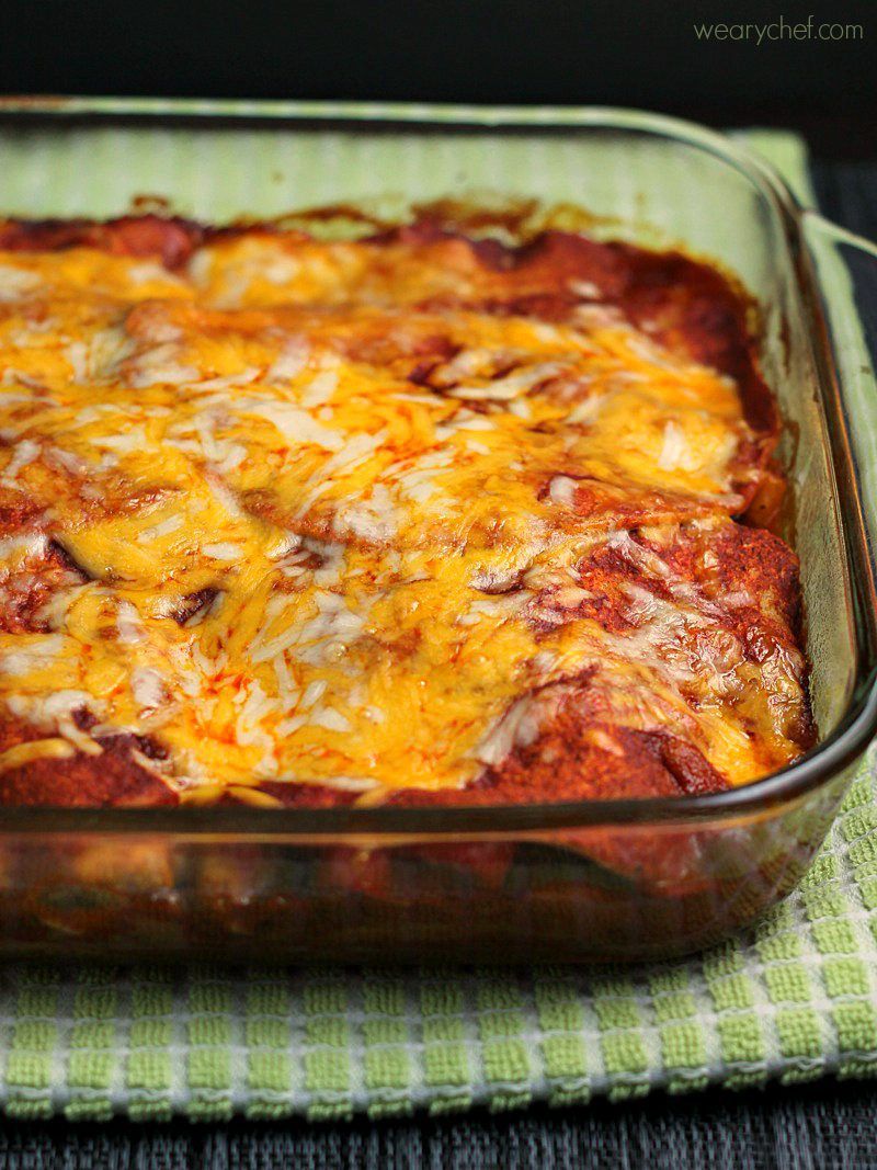 Fajita Enchilada Lasagna - This delicious dinner with an identity crisis is sure to please the whole family! - wearychef.com