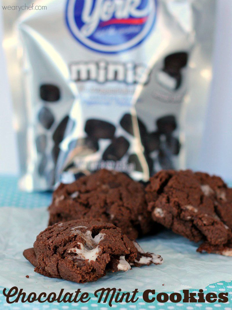 Dark Chocolate Mint Cookies - wearychef.com