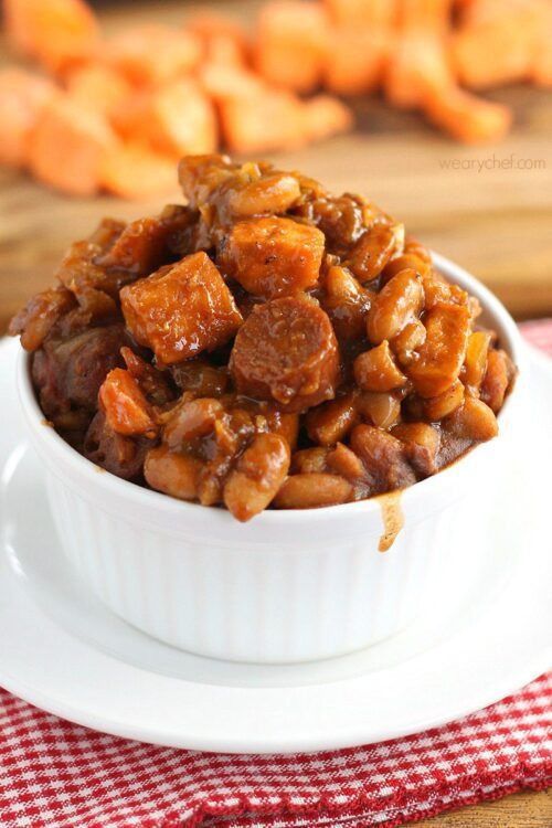 These Franks and Beans with Sweet Potatoes are a hearty, comforting, healthy dinner! - wearychef.com