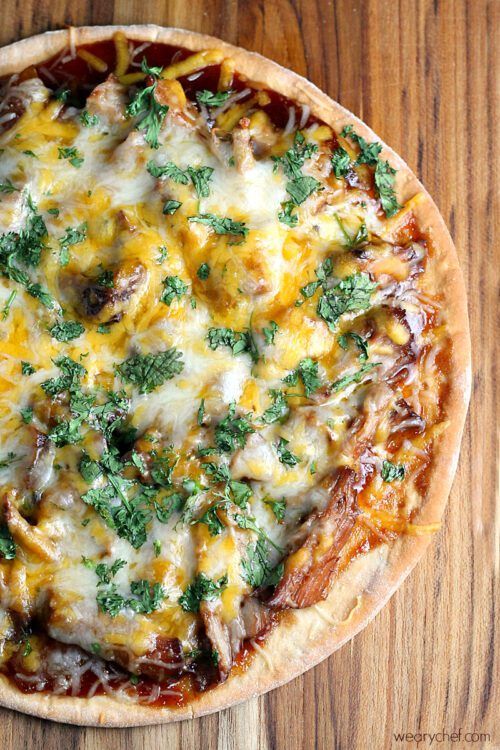 Slow Cooker Pork BBQ Pizza - wearychef.com