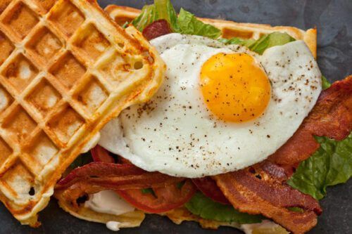 Cheddar Waffle BLT with Egg | Chow