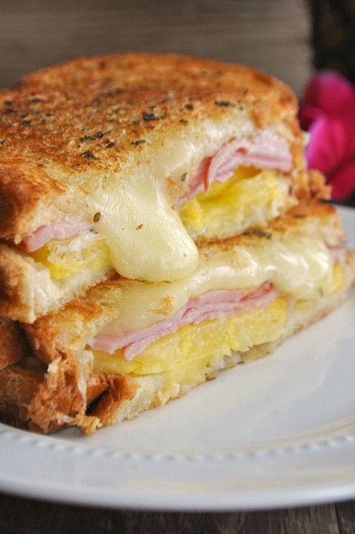 Hawaiian Grilled Cheese | House of Yumm