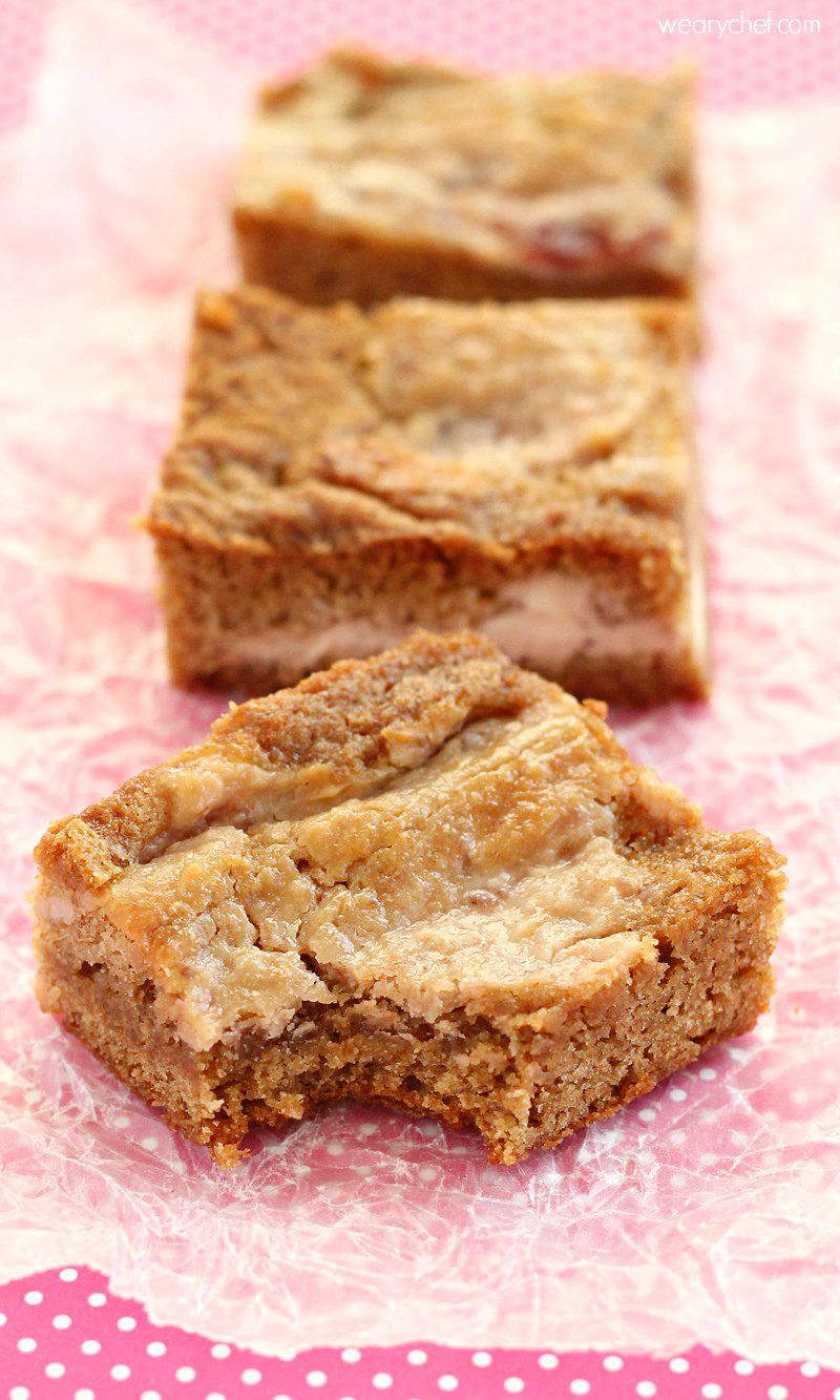 Strawberry Cheesecake Blondies - The easy way to satisfy your cheesecake craving!