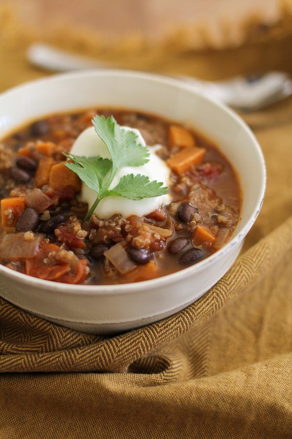 Sweet Potato Black Bean Quinoa Chili | The Roasted Root