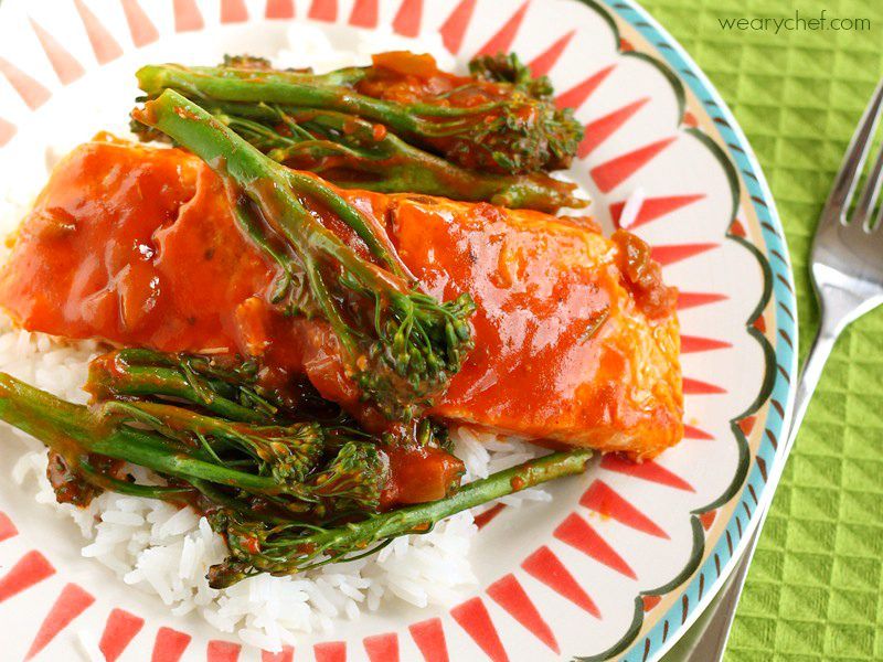 15-Minute Latin Veracruz Salmon with Imagine Simmer Sauce #ImagineNation #PanwithaPlan