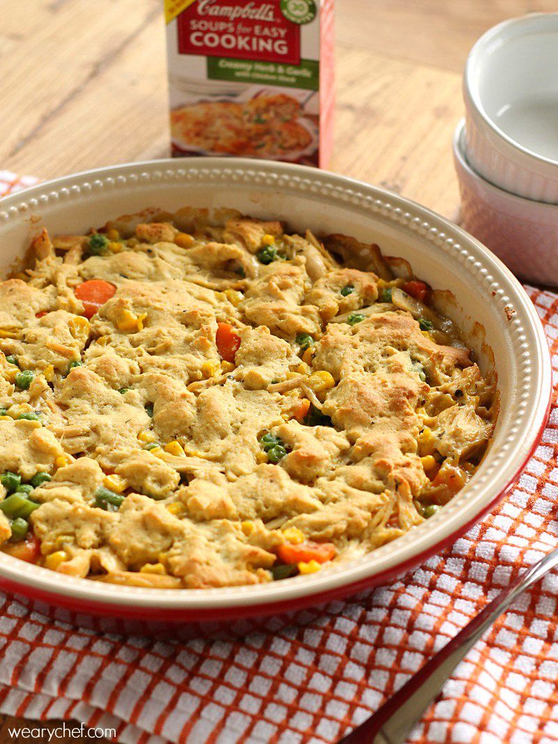 This gorgeous chicken pot pie is ready in only about 30 minutes! Also great with leftover Thanksgiving turkey! #Mealsin30