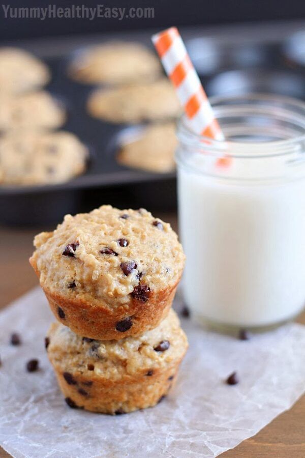 Chocolate Chip Quinoa Muffins by Yummy Healthy Easy