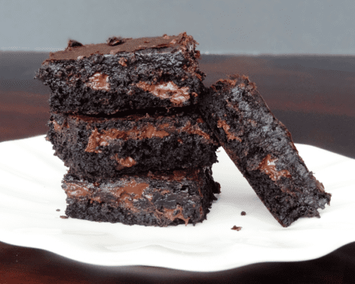 Moist and Chewy Brownies by Life, Love and Sugar