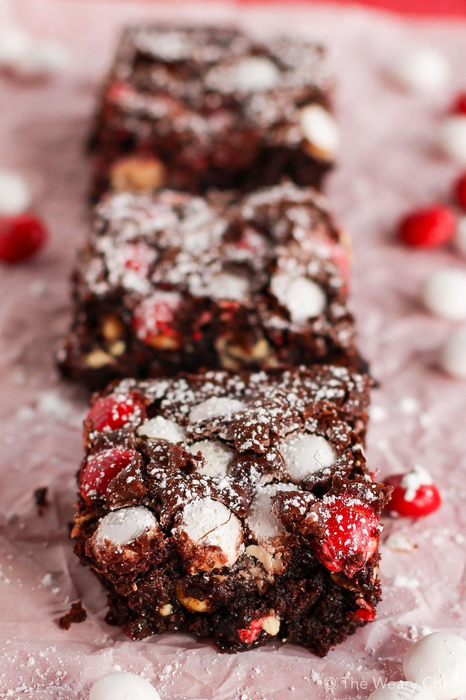 These quick and easy Peppermint Mocha Brownies are perfect for the holidays! #peppermint #mocha #brownies