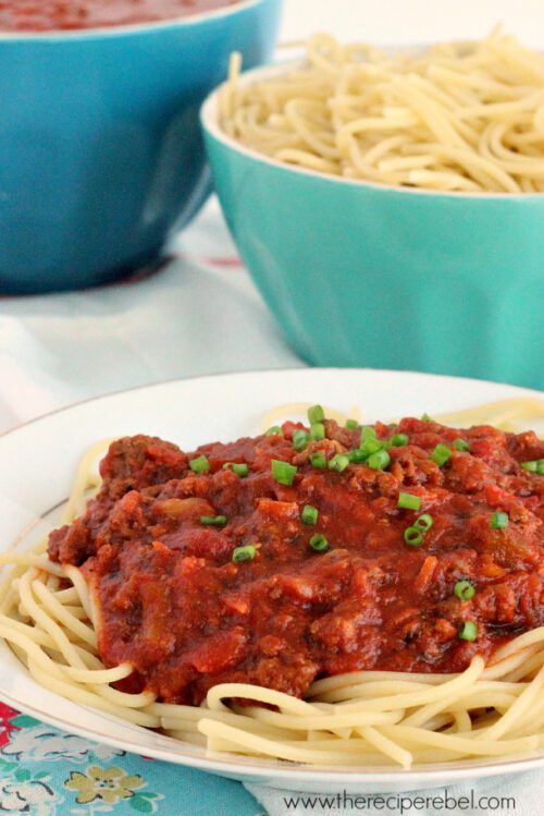 (Veggie Loaded!) Slow Cooker Spaghetti Sauce by The Recipe Rebel