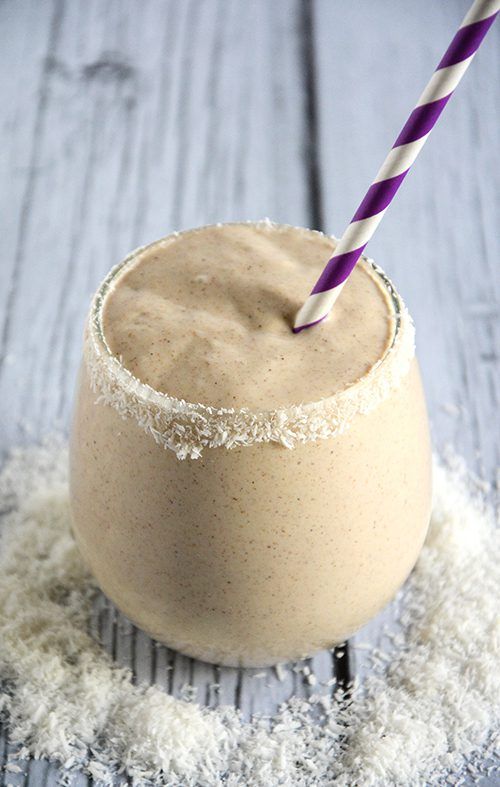 Delicious Coconut, Vanilla & Almond Butter Smoothie by The Housewife in Training Files