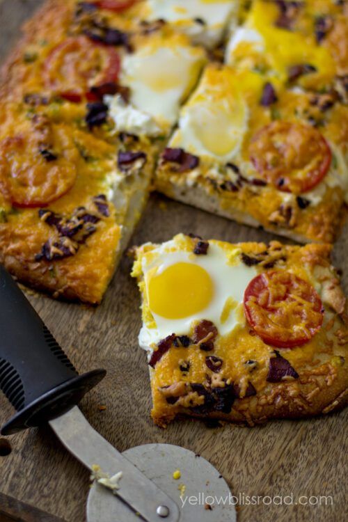 Breakfast Pizza by Yellow Bliss Road