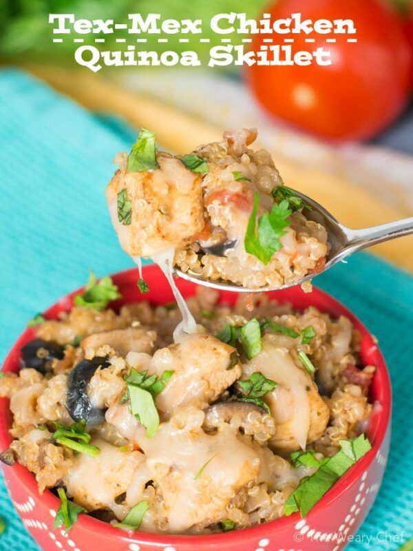 This quick and easy dinner with chicken, quinoa, tomatoes, and black olives is great for busy nights!