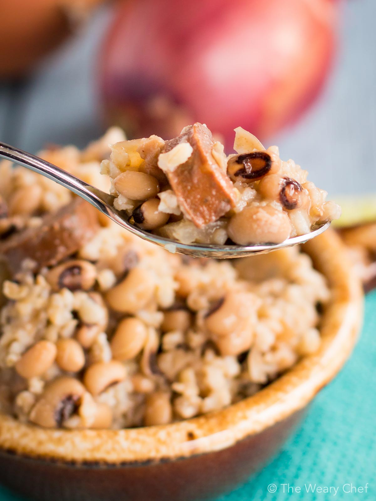 Slow Cooker Spicy Black-Eyed Peas Recipe