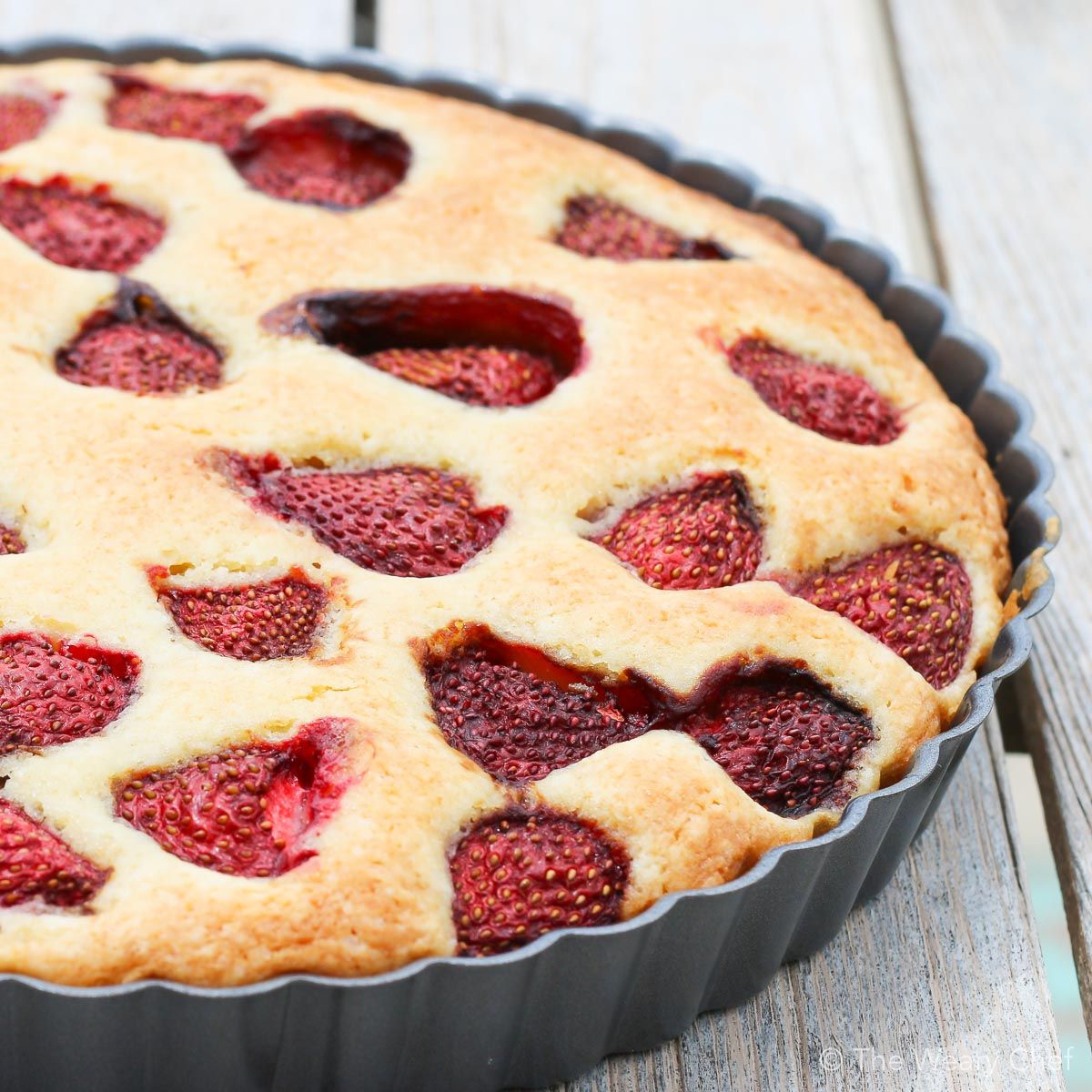 Are you ready for one of the easiest summertime desserts ever? You'll love this fresh strawberry cake! You can also make it with frozen berries any time of year.