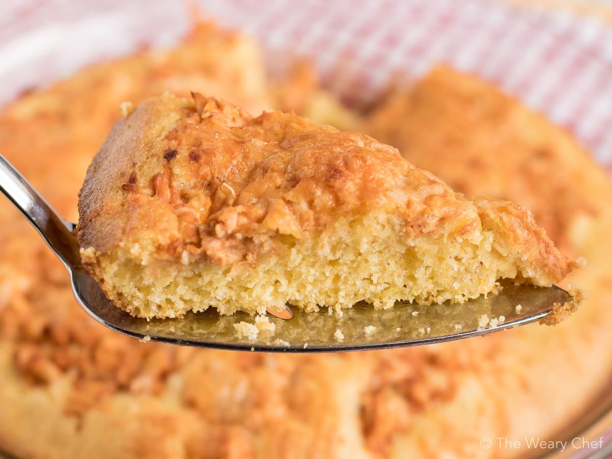 Mini cornbread muffins are stuffed with a creamy BBQ chicken mixture and topped with shredded cheese. Perfect easy recipe for tailgating, parties, and potlucks!