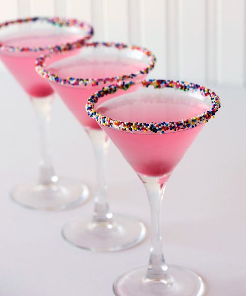 Marshmallow Cake Tini Cocktail | Tablespoon