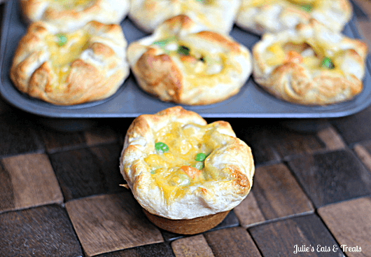 Cheesy Pot Pie Puffs | Julie's Eats and Treats