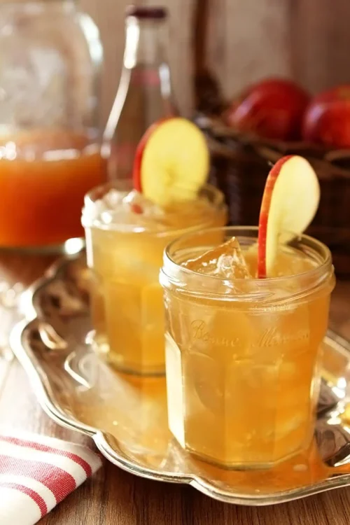 Bourbon and Apple Cider Cocktail | Creative Culinary