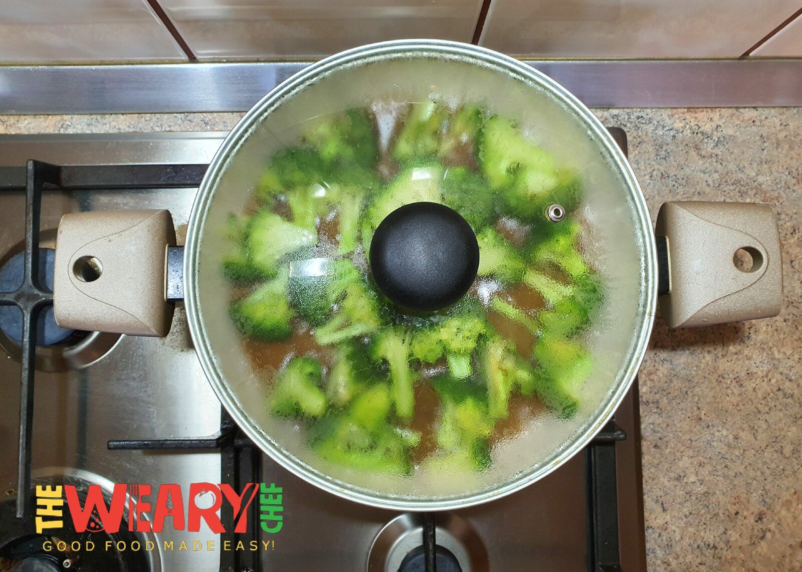 boiling broccoli