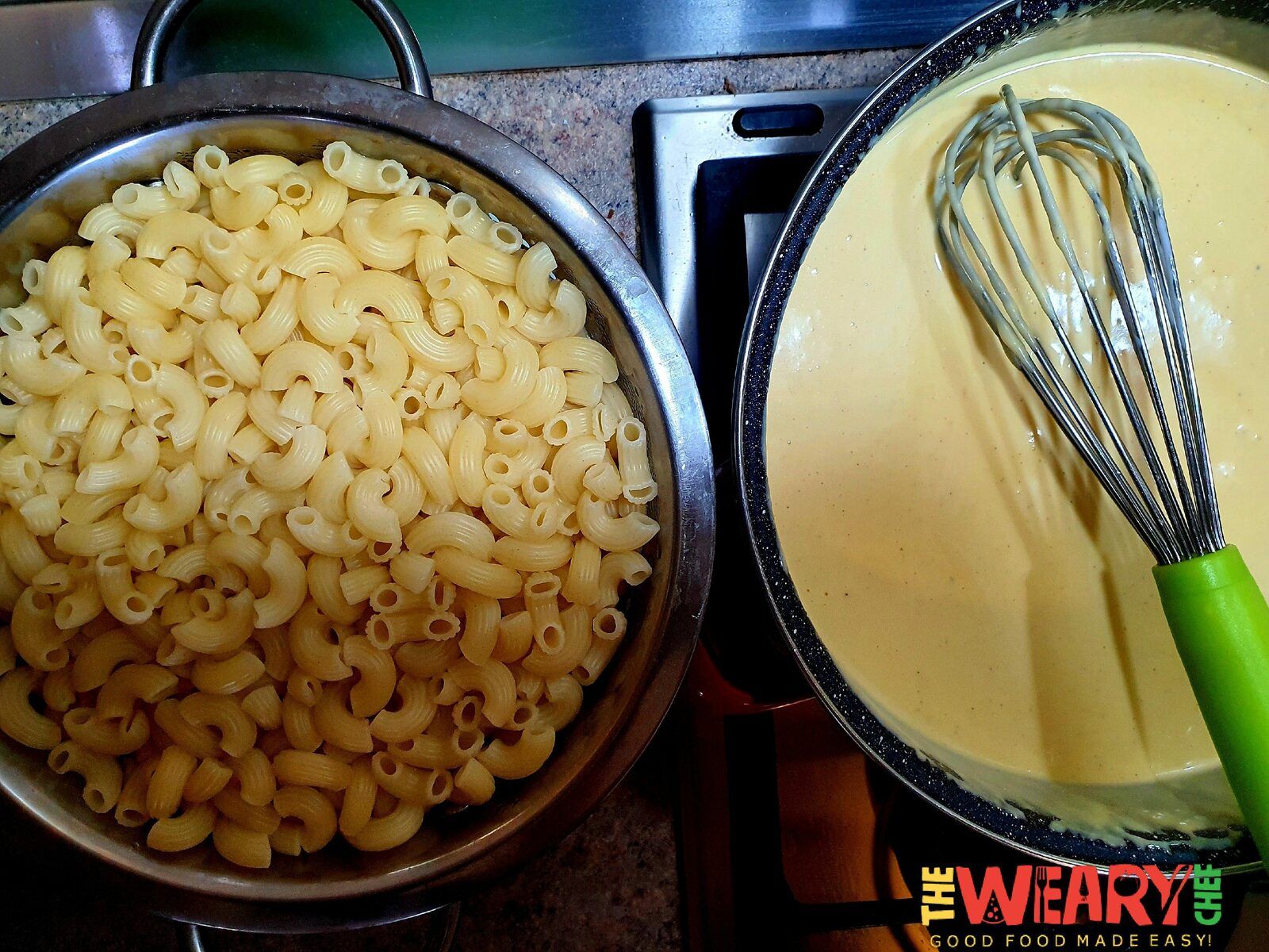 macaroni and cheesy sauce