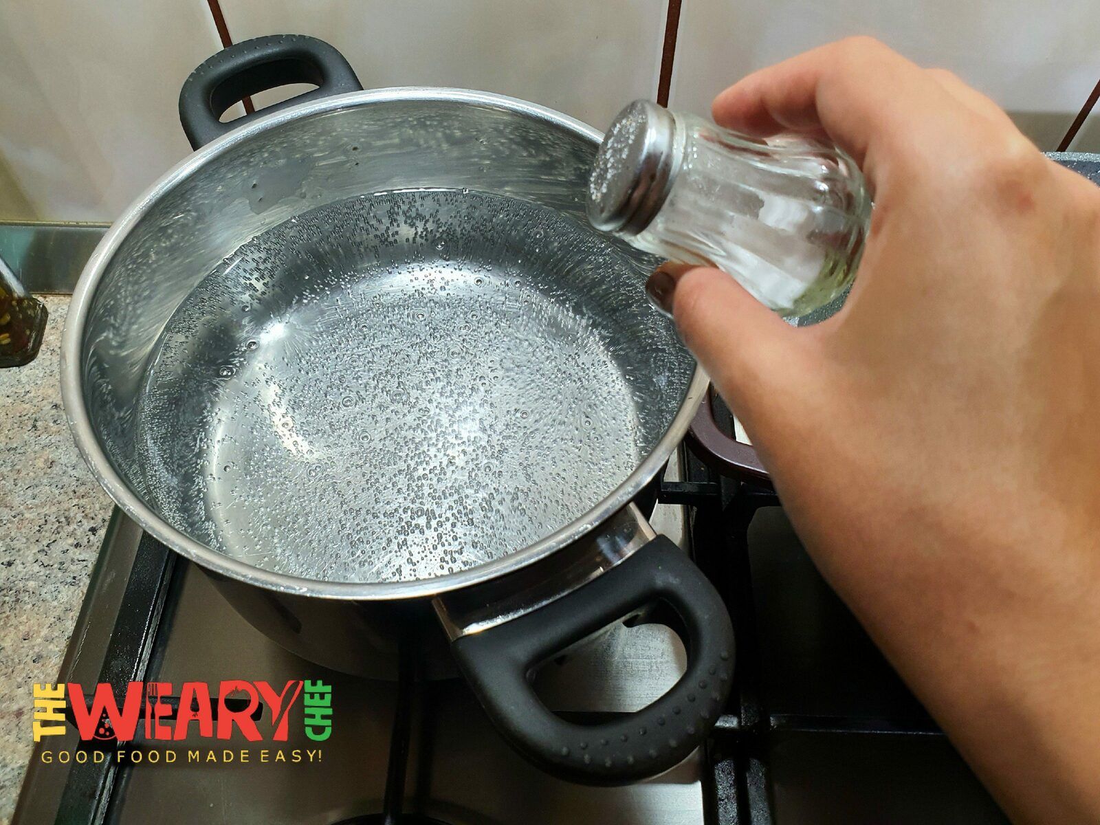 add salt in pasta water