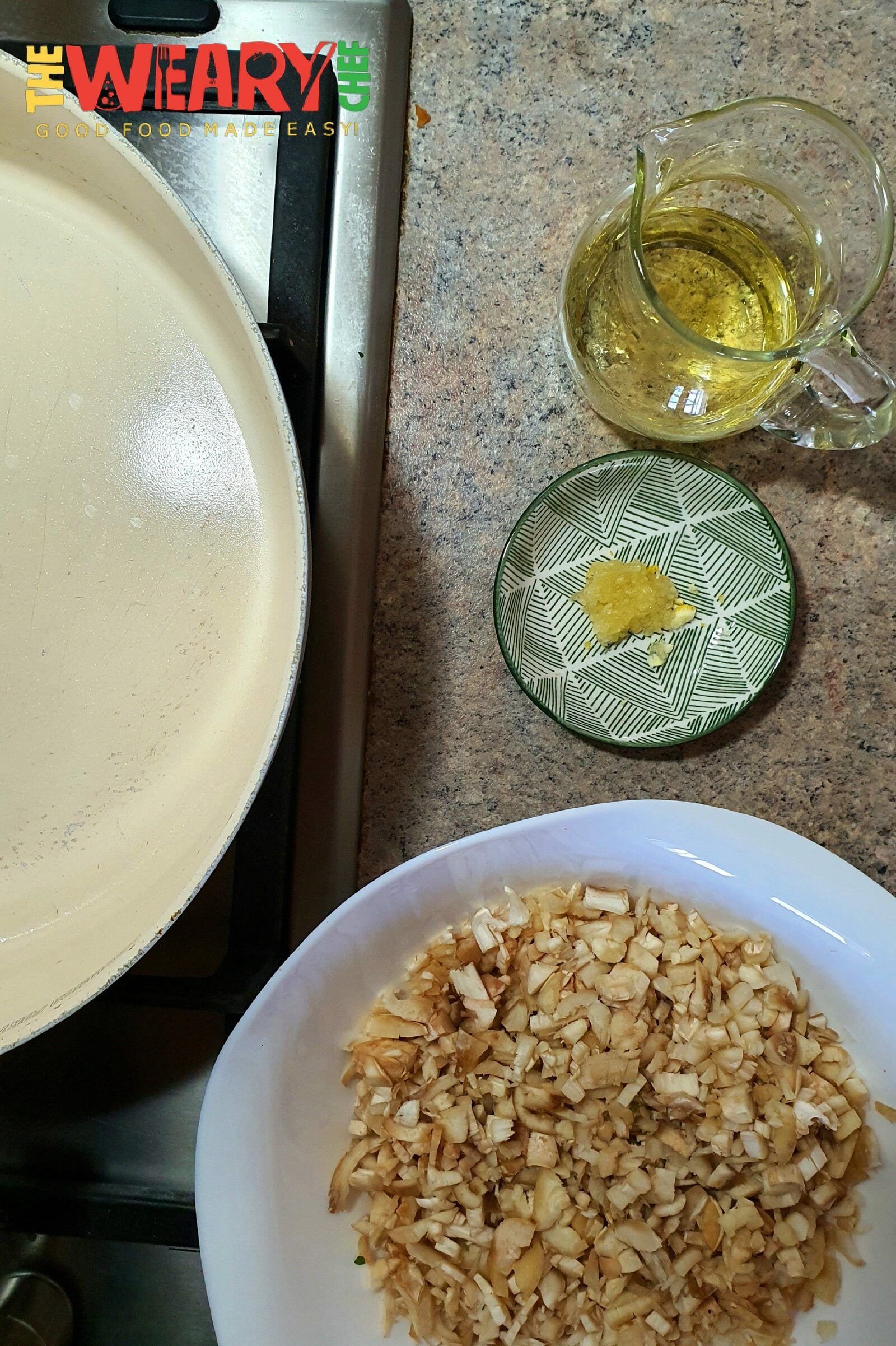 oil, garlic, and mushroms stems