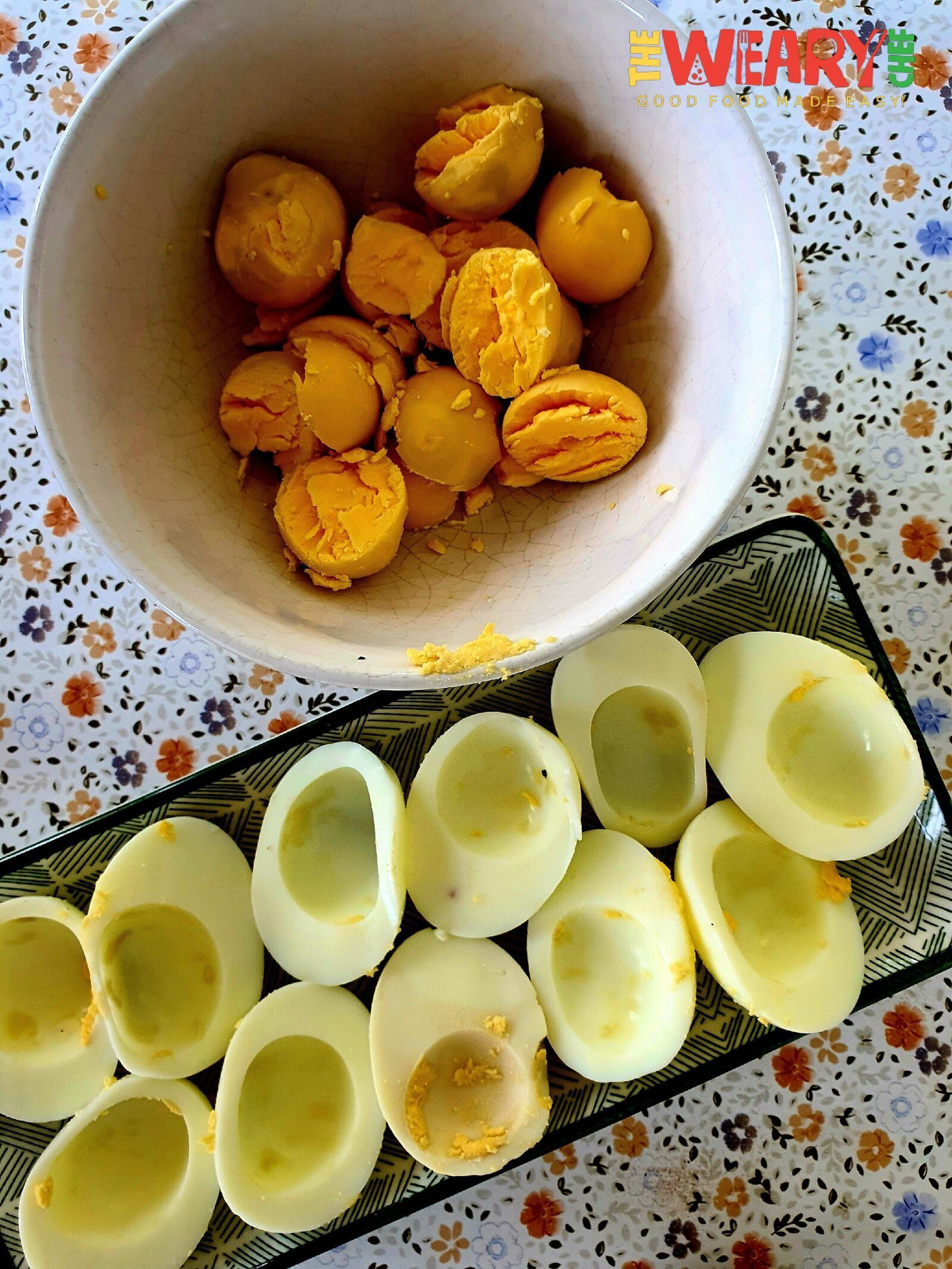 yolks in a bowl
