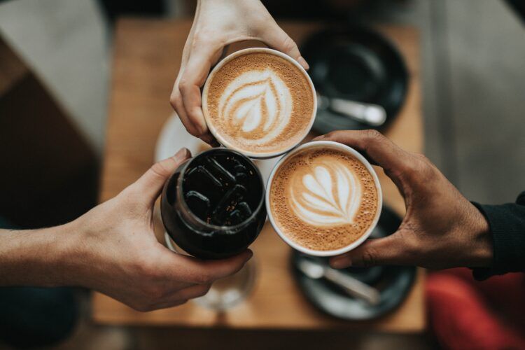 HOW TO PICK THE RIGHT COFFEE MAKER: THE BUYER GUIDE
