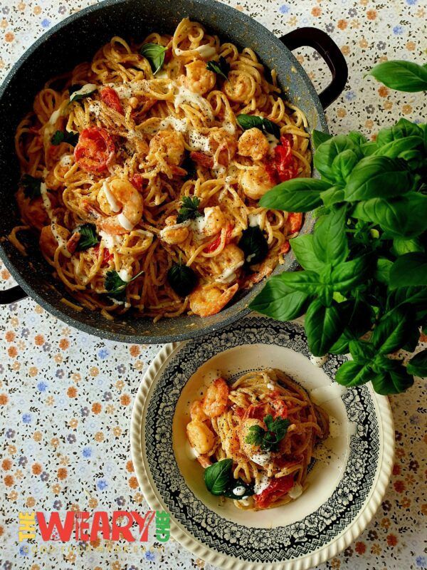 shrimp pasta with cream and garlic