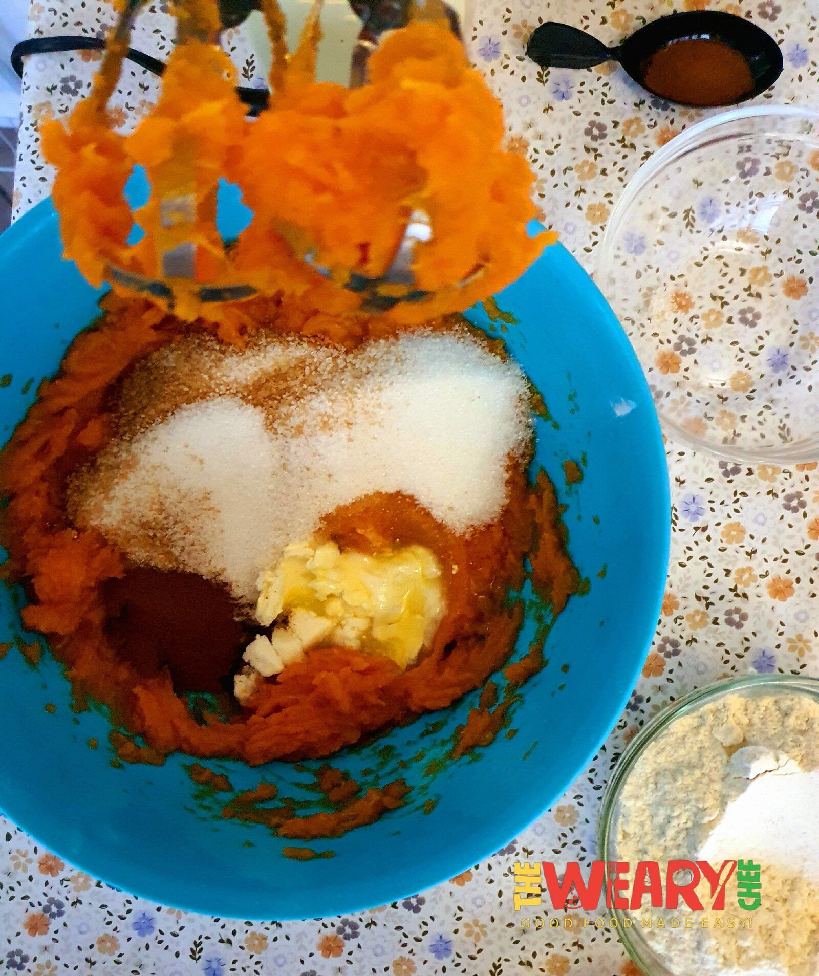 brown sugar, granulated sugar, and cinnamon