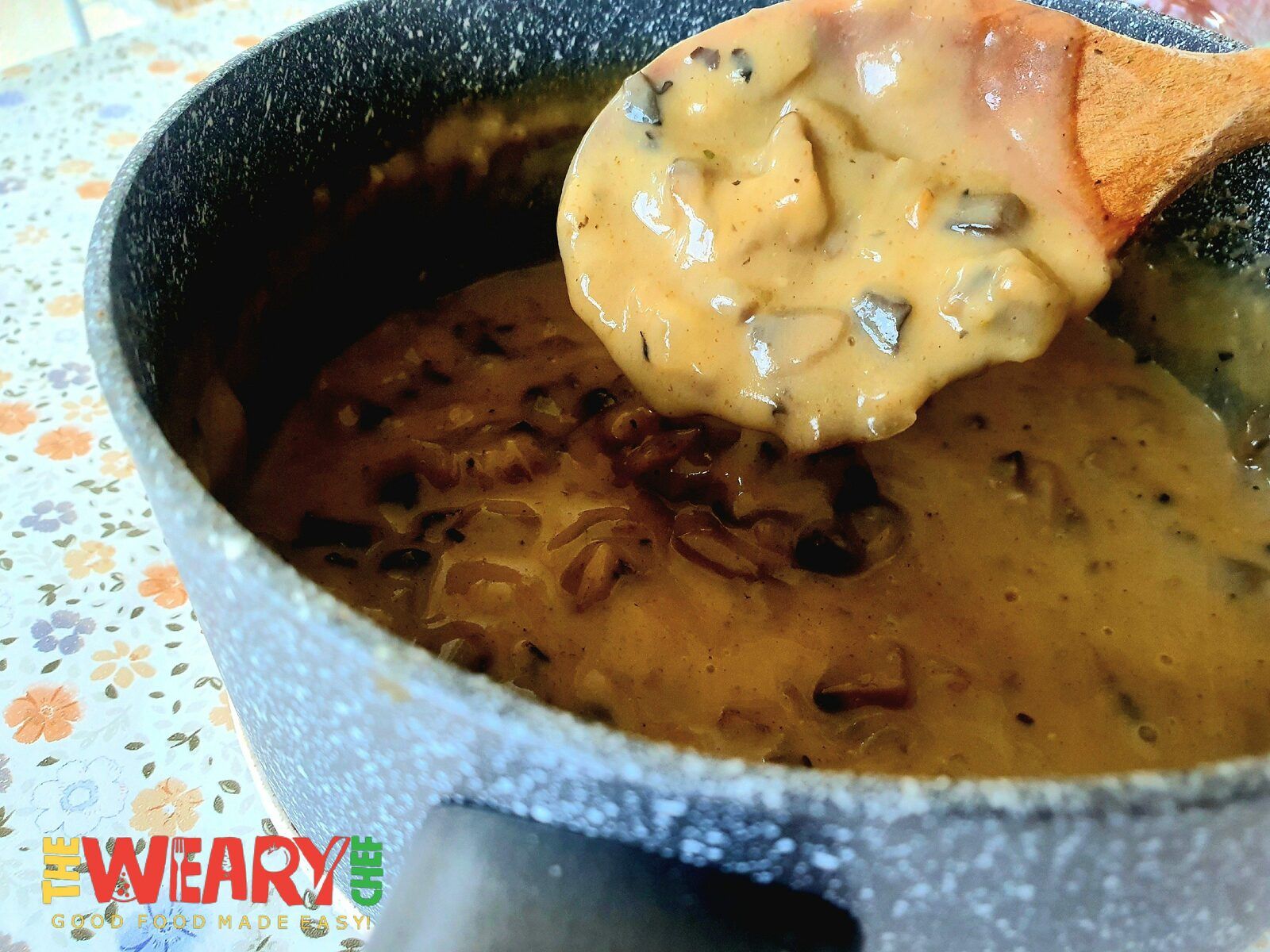 Vegan Mushroom Gravy (Easy Video Recipe)